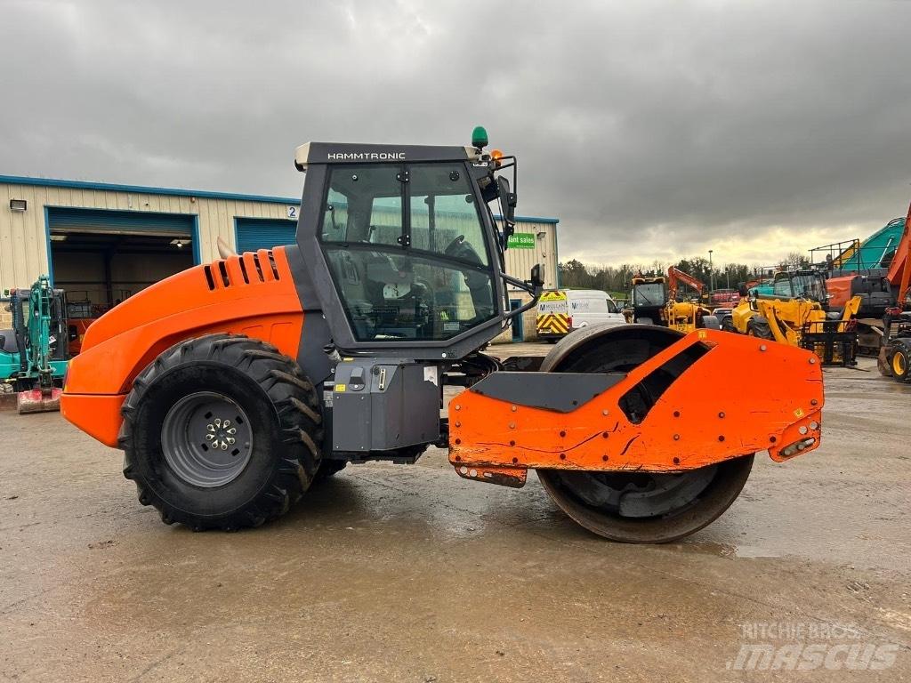 Hamm H13i Single drum rollers