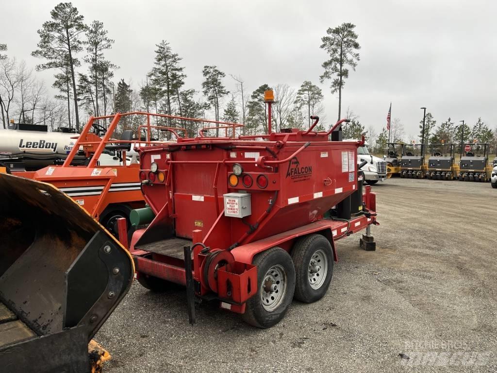 Falcon 4 Ton Hot Box Bitumen sprayers
