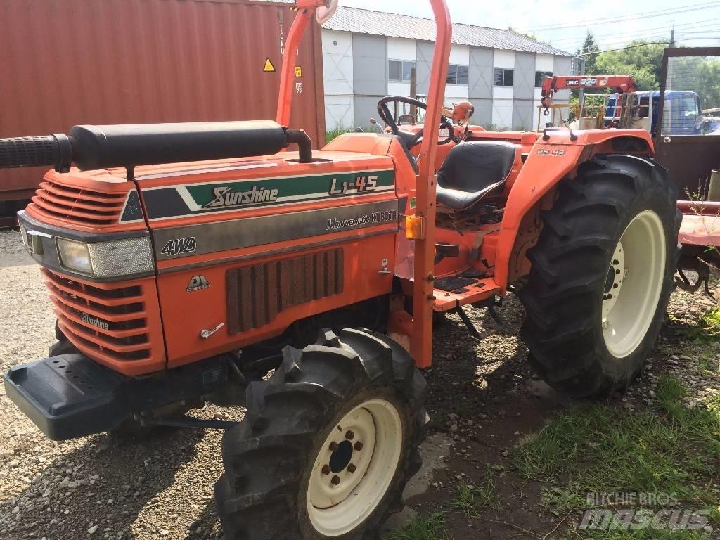 Kubota L1-45 Tractors