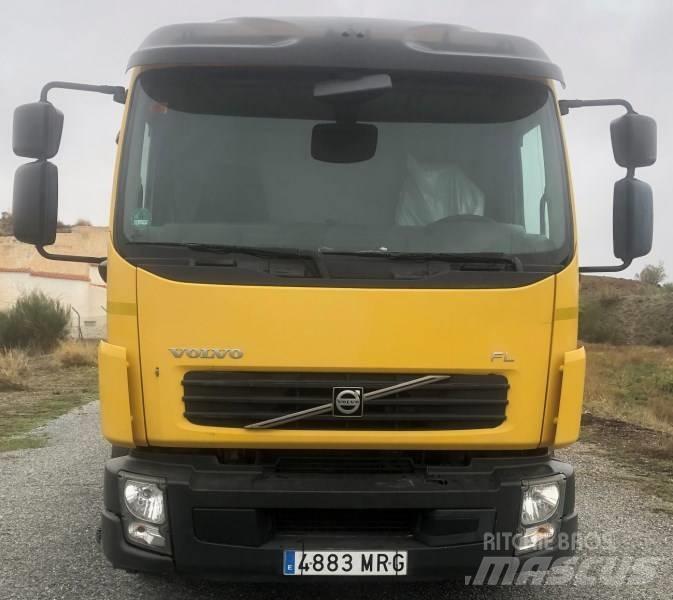 Volvo FL 240 Skip loader trucks