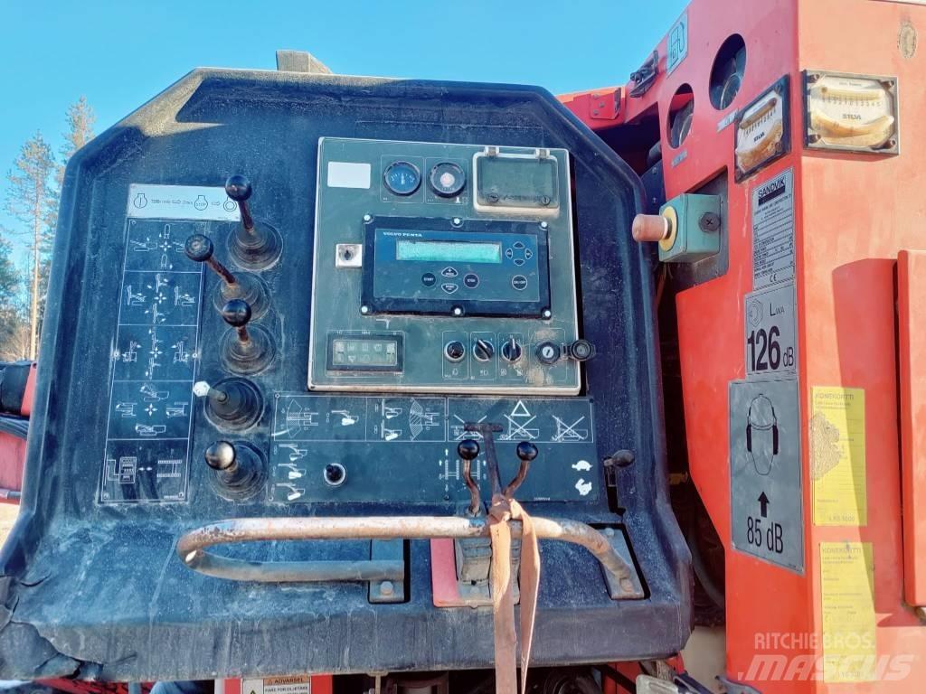 Sandvik DC 560 Surface drill rigs