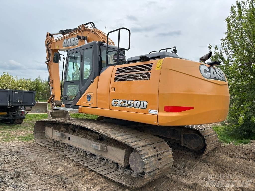 CASE CX 250 D Crawler excavators