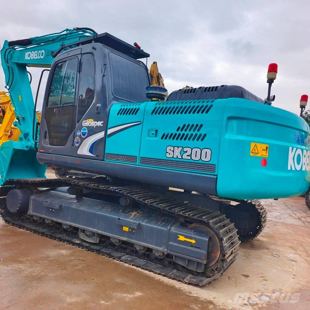 Kobelco SK 200 Crawler excavators