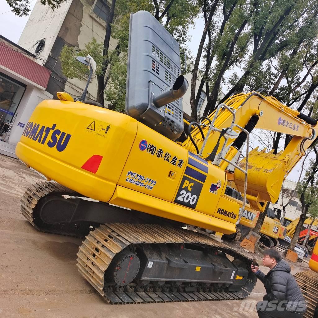 Komatsu PC 200 LC Crawler excavators