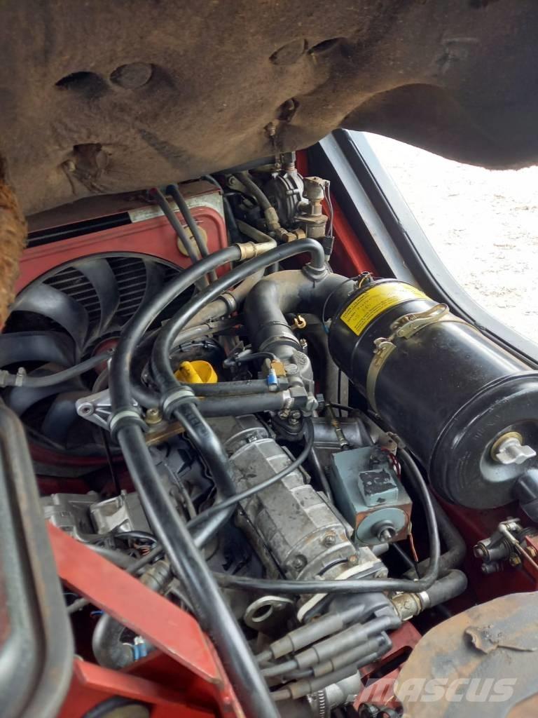 Linde H 25 T -3 LPG trucks