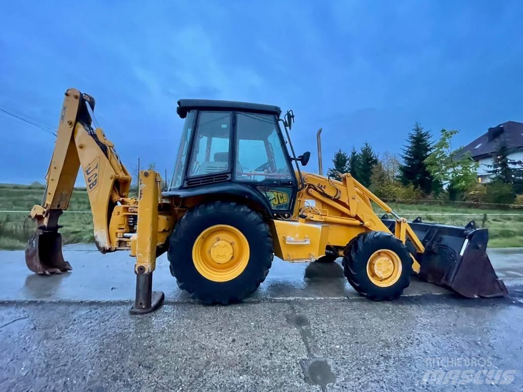 JCB 3CX Backhoe loaders