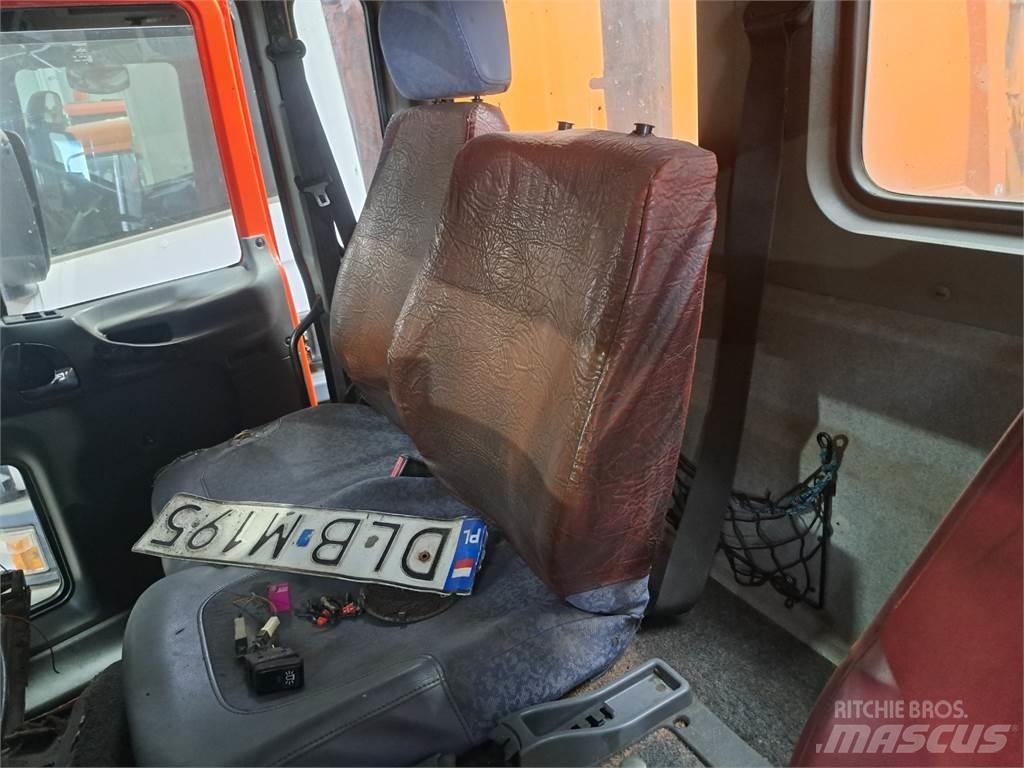 Volvo FL6 220 Tractor Units
