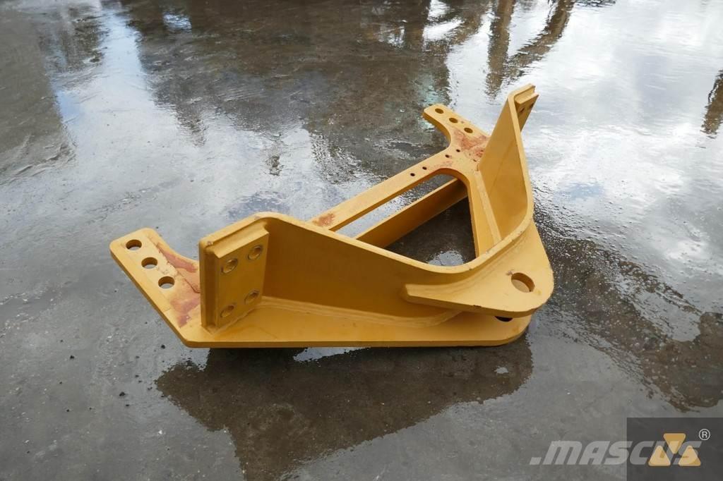 CAT 140M3 Drawbar Transportation - Others