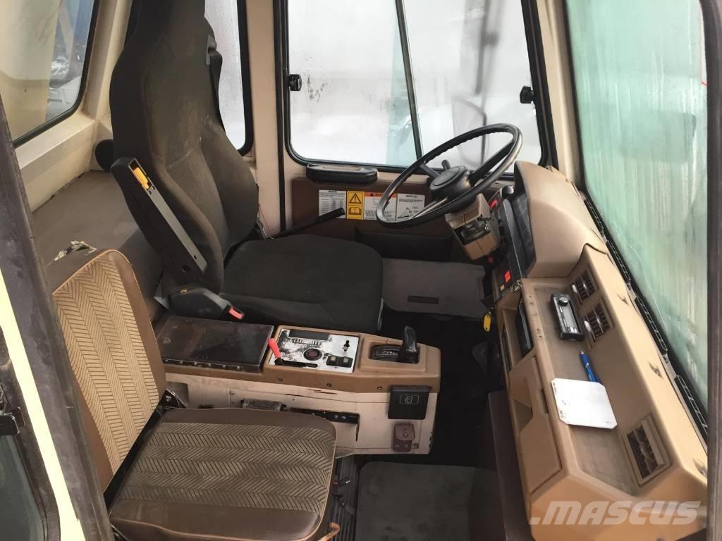 Komatsu HD 465-5 Rigid dump trucks