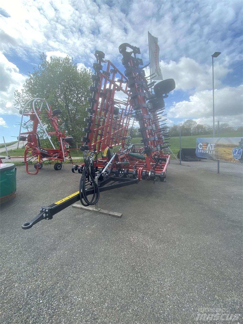 Kverneland Tiger 800 Power harrows and rototillers
