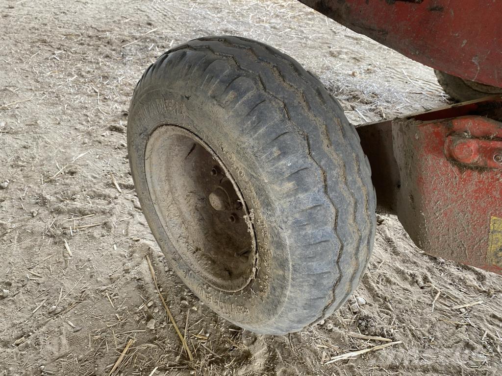 Kuhn MINOTOR 3060 Silo unloading equipment