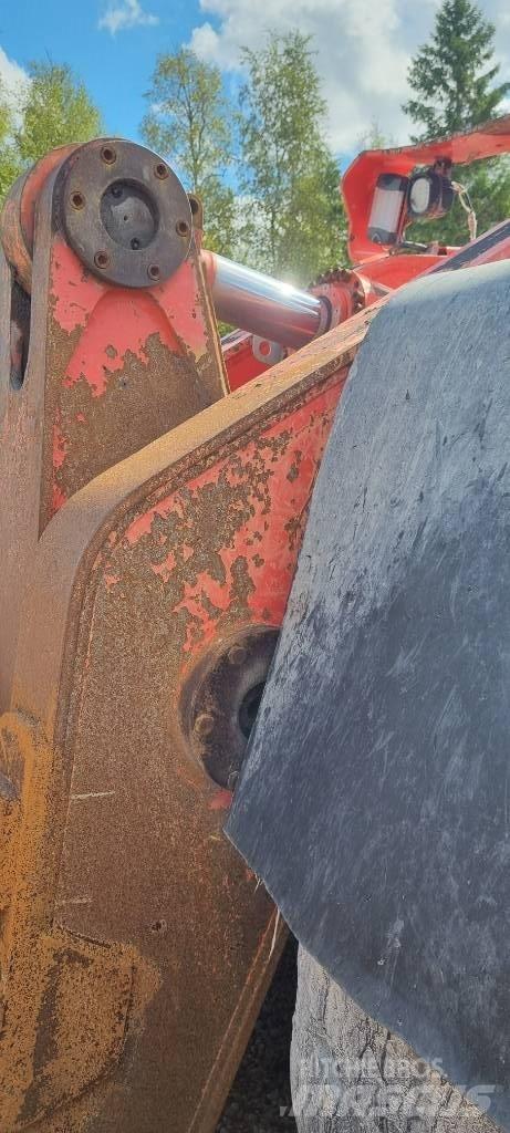 Sandvik LH 410 Underground Loaders