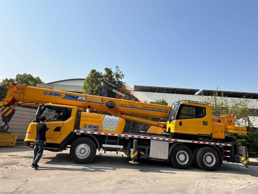 XCMG XCT 25 All terrain cranes