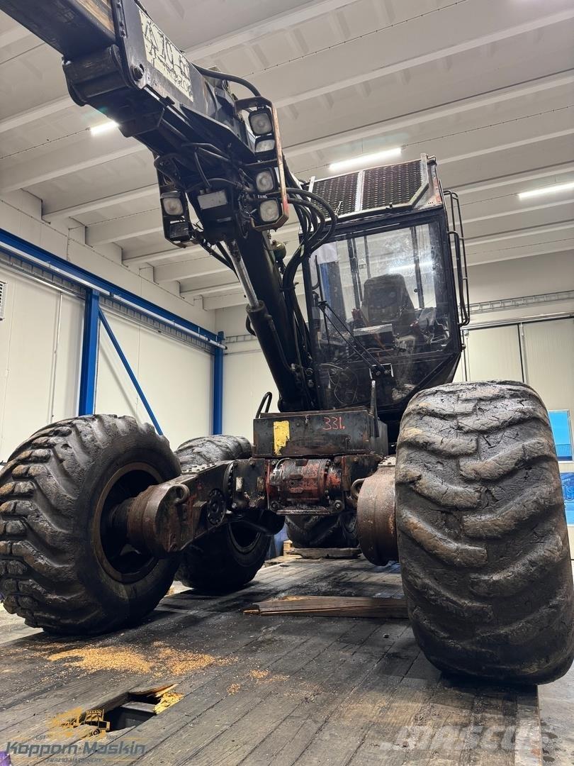 Valmet 911 Harvesters