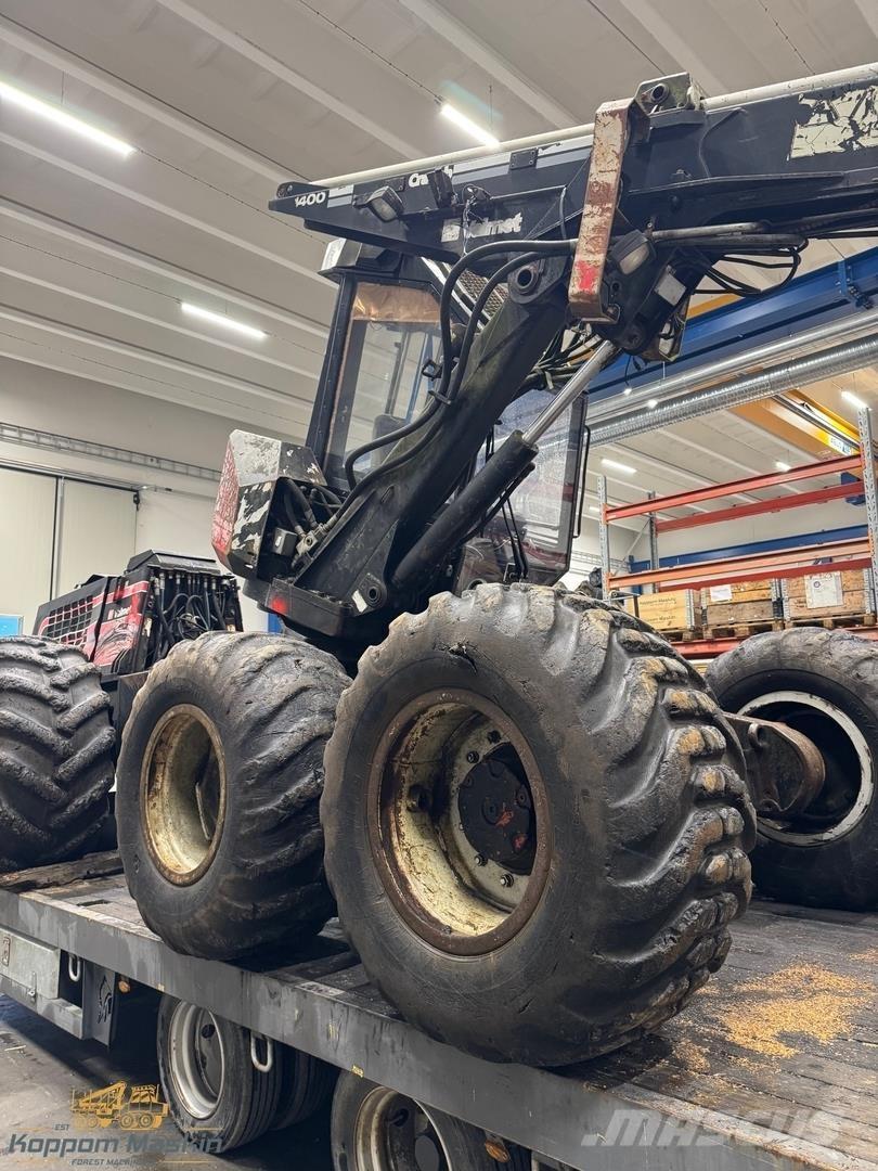 Valmet 911 Harvesters