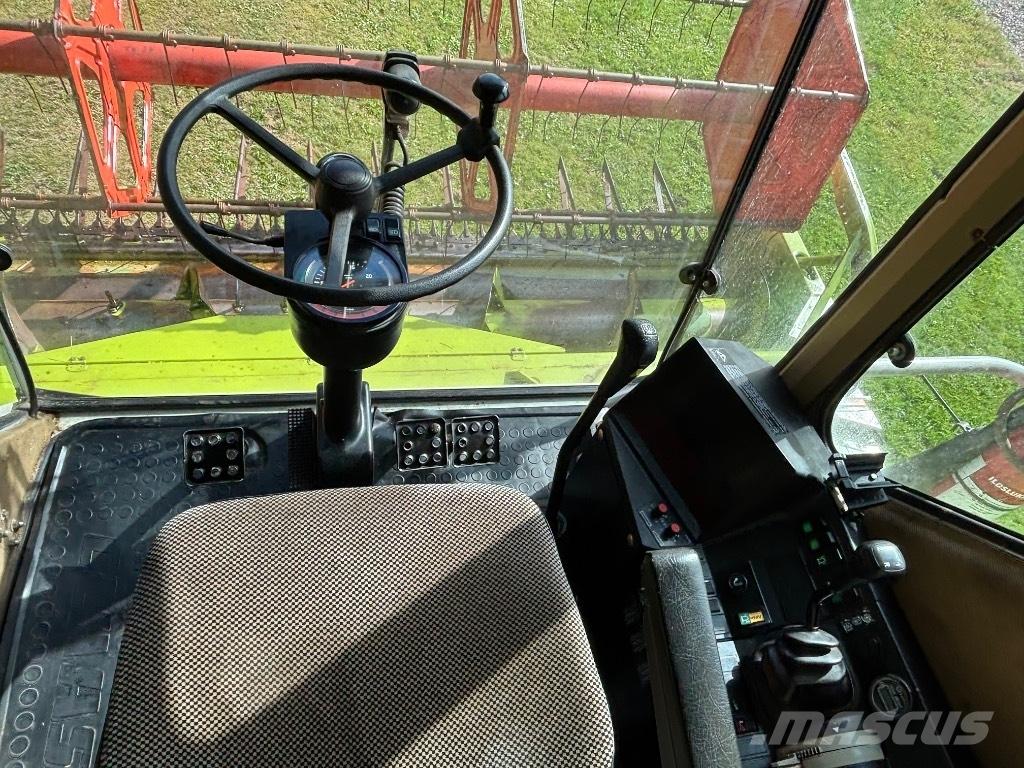 CLAAS Dominator 78 Combine harvesters