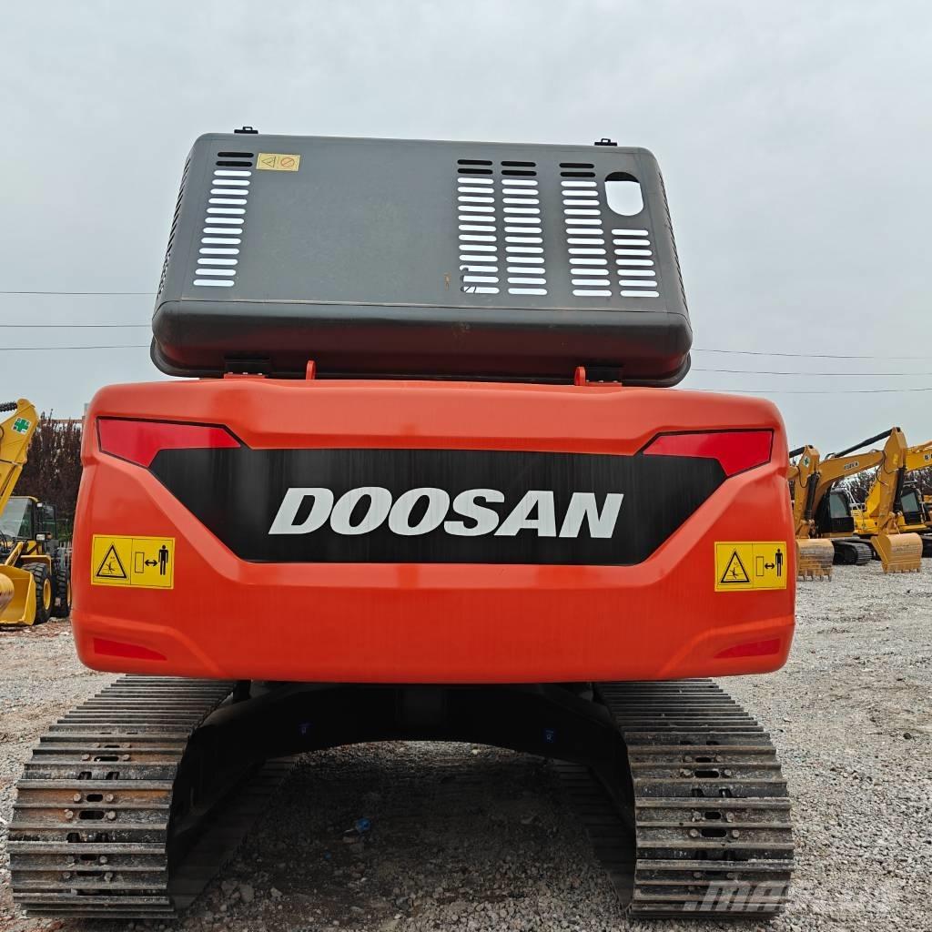 Doosan DX 225 LCA Crawler excavators