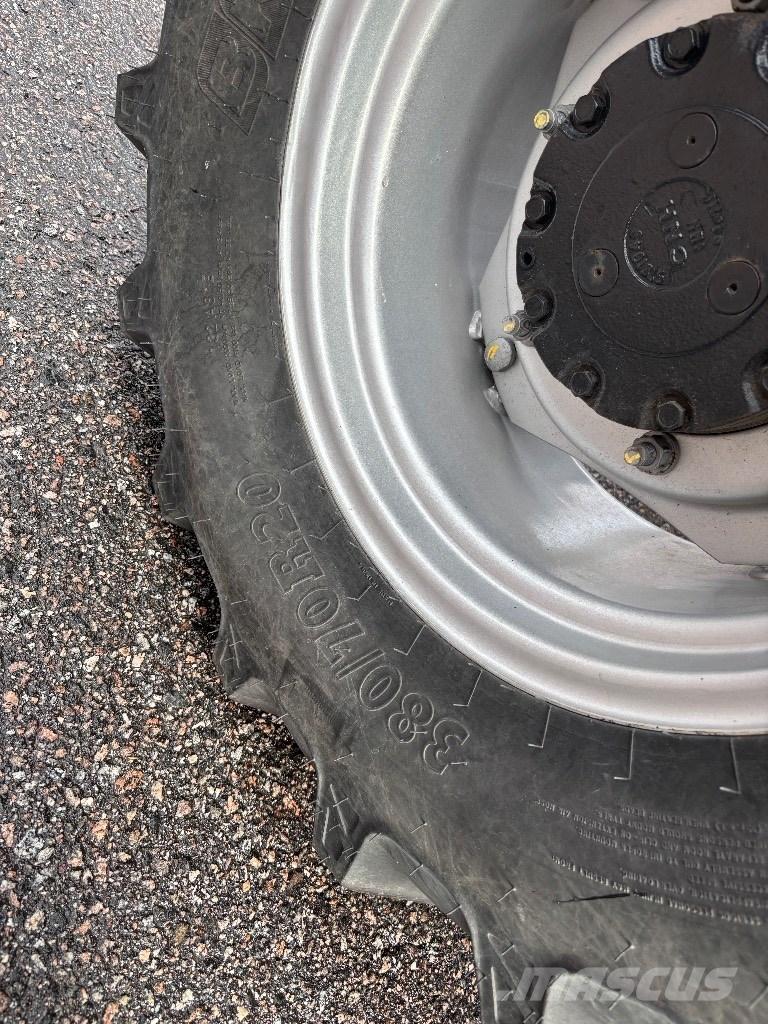 Case IH Farmall 75C Tractors