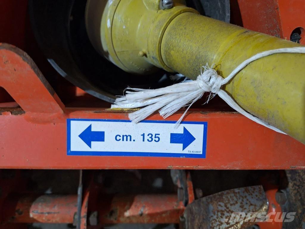 Kubota B2150 Material Handling - Others