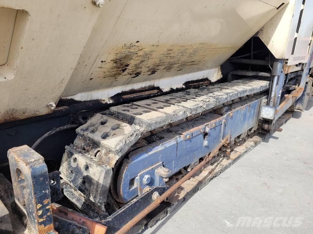 ABG Titan 326 Asphalt pavers