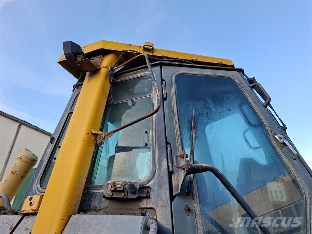 Komatsu D65EX-12 Other
