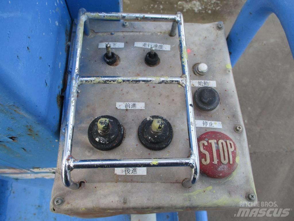 Aichi RM-040 Vertical mast lifts