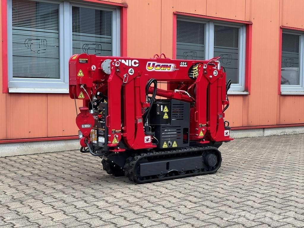 Unic URW-094 Tracked cranes
