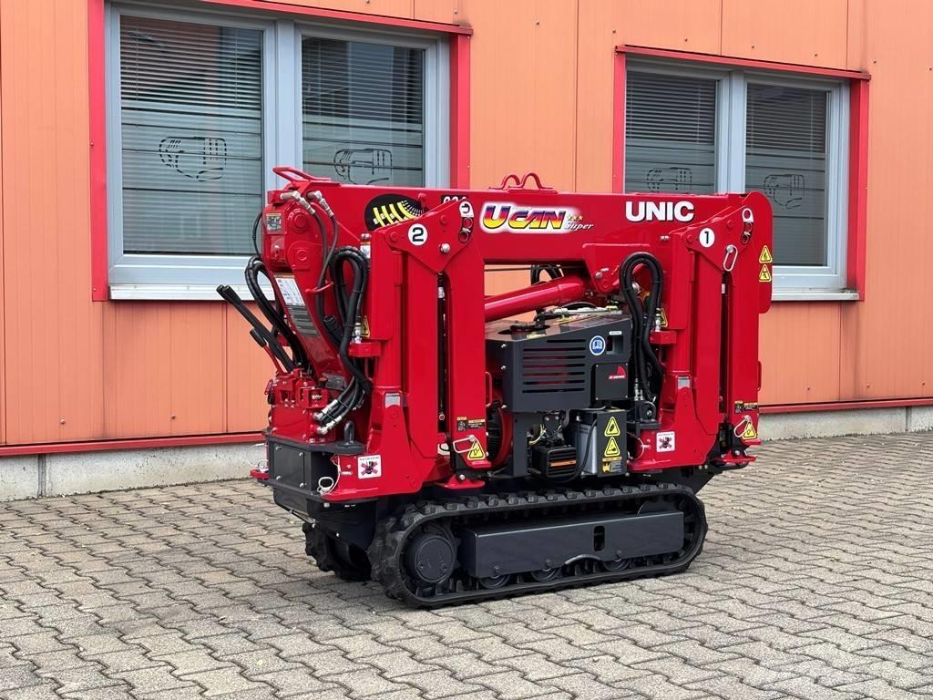 Unic URW-094 Tracked cranes