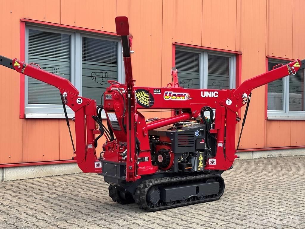 Unic URW-094 Tracked cranes