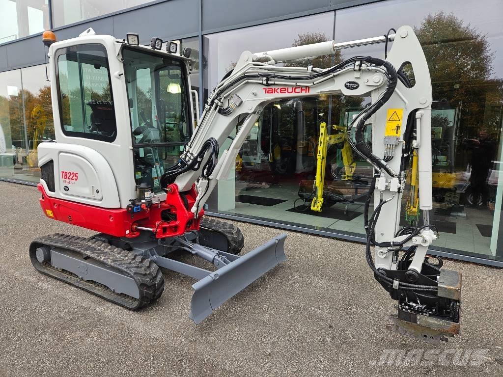 Takeuchi TB 225 Mini excavators < 7t (Mini diggers)