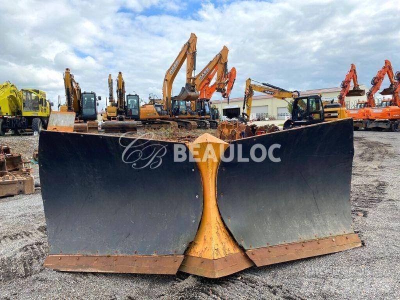  Bialler étrave Plows