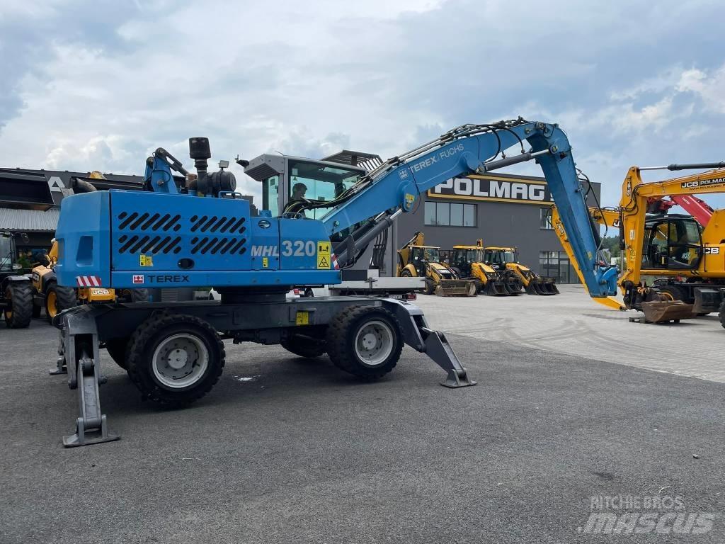 Terex FUCHS 320 Wheeled excavators