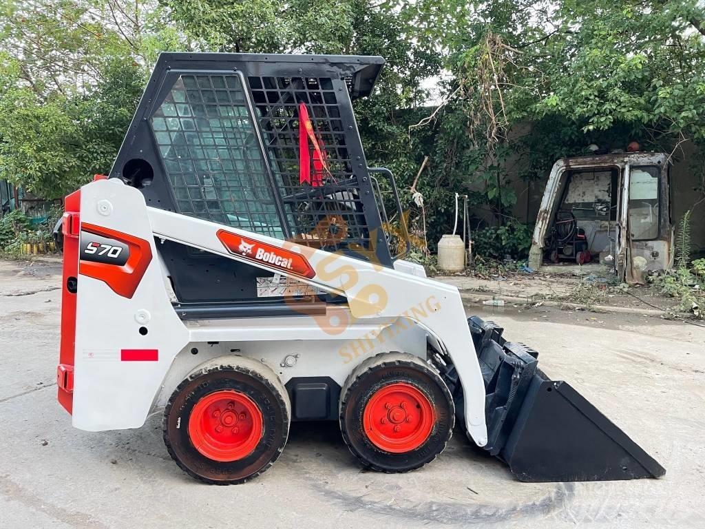 Bobcat S70 Skid steer loaders