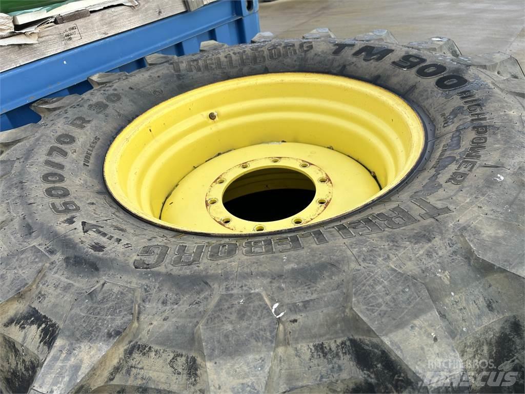  600/70R30 Tyres, wheels and rims