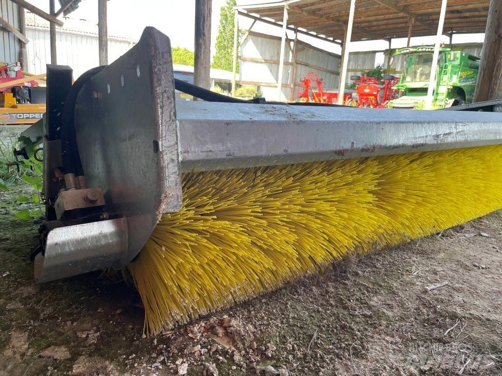 Cherry BS-80 Telehandlers for agriculture