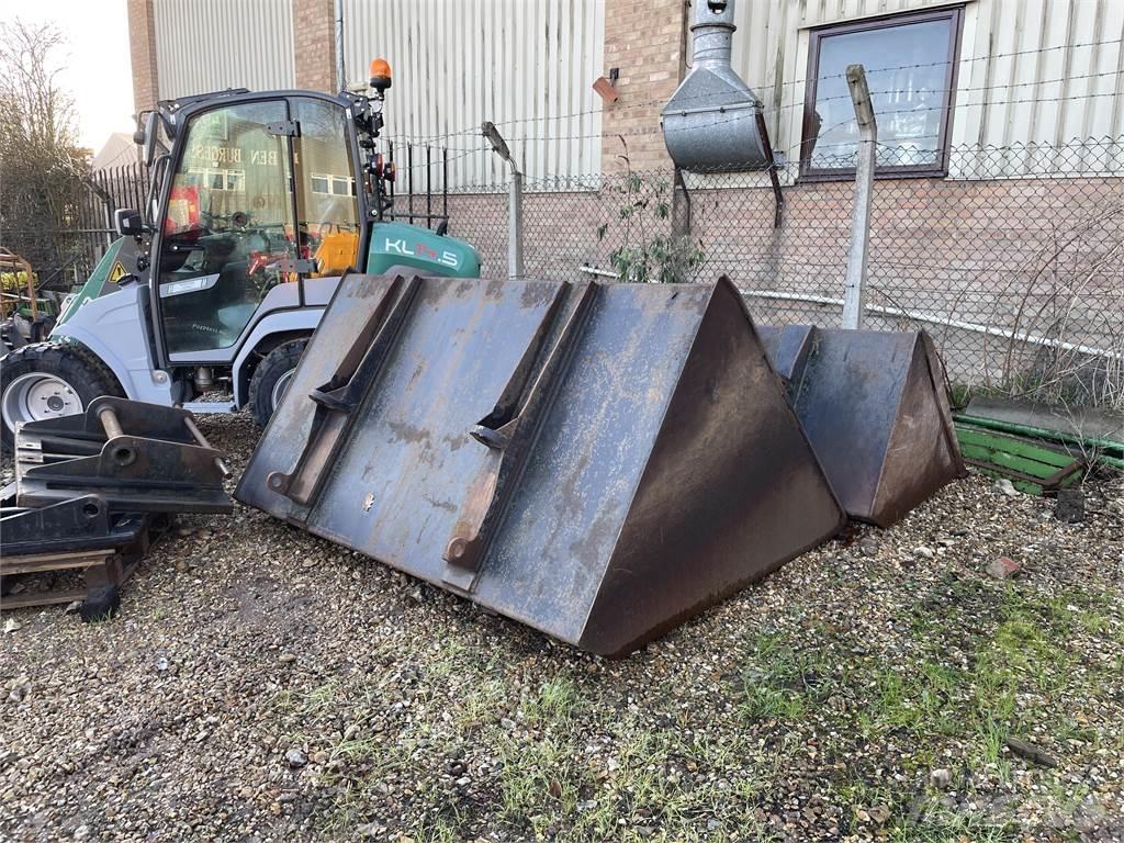 F.c.walker GRAIN Buckets