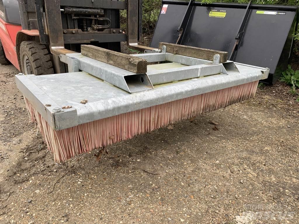 Jacobsen 6FT YARD Agriculture - Others