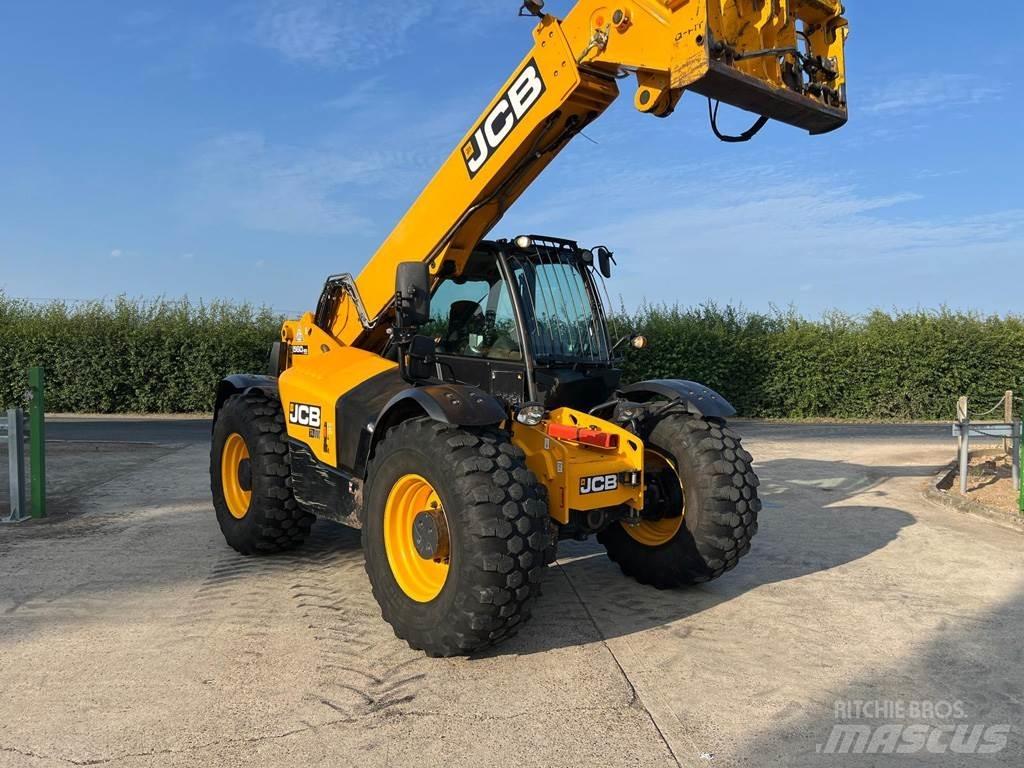 JCB 560-80 Telehandlers for agriculture
