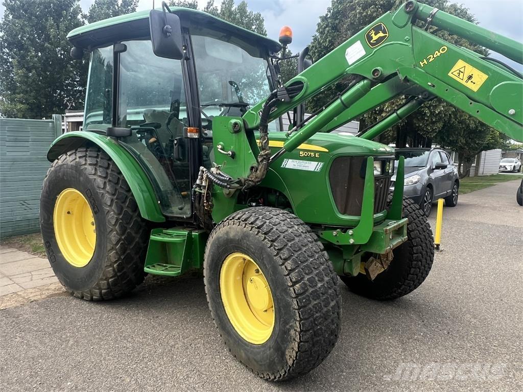 John Deere 5075E Tractors