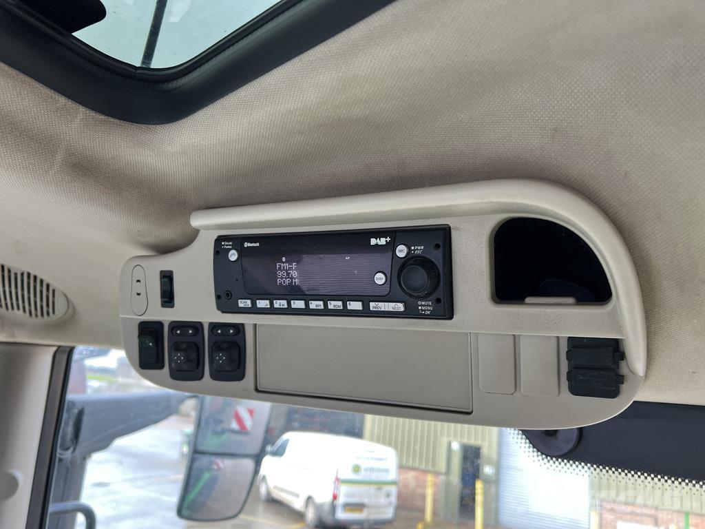 John Deere 6250R Tractors