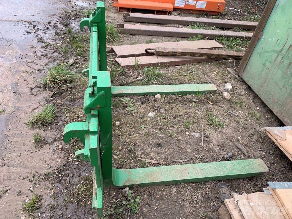 John Deere PALLET Other attachments and components