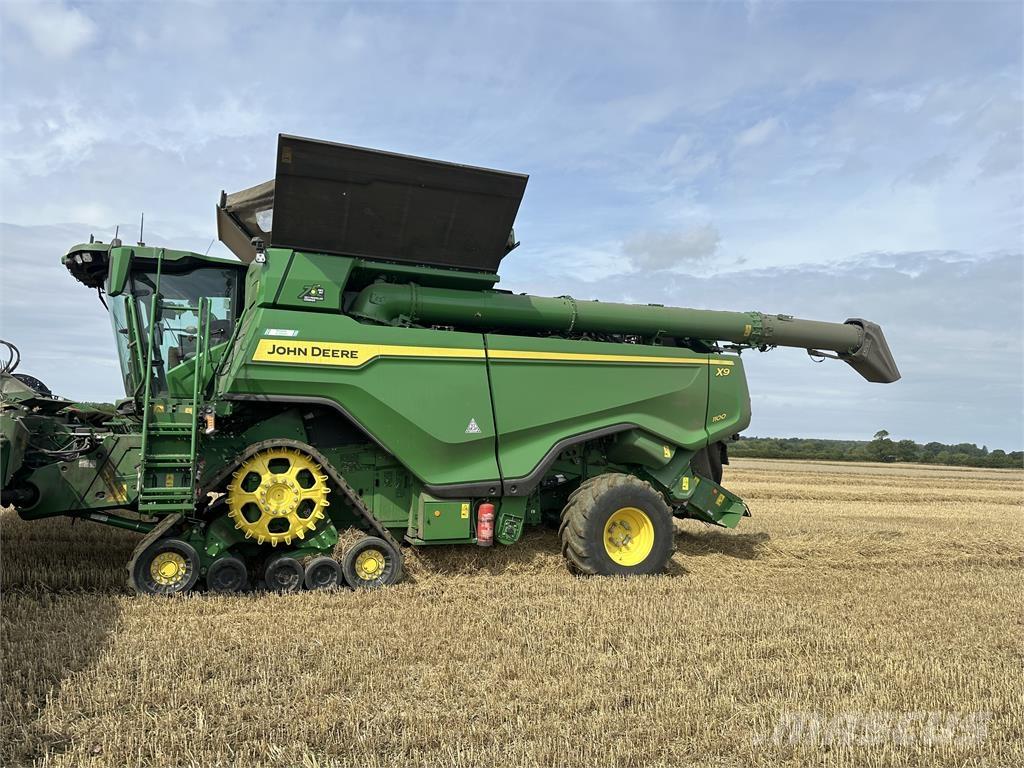 John Deere X91100 Combine harvesters