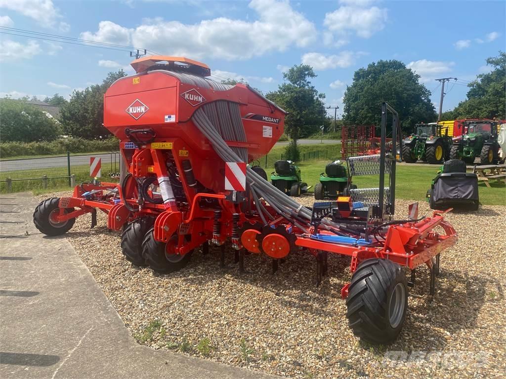 Kuhn MEGANT 602R Drills