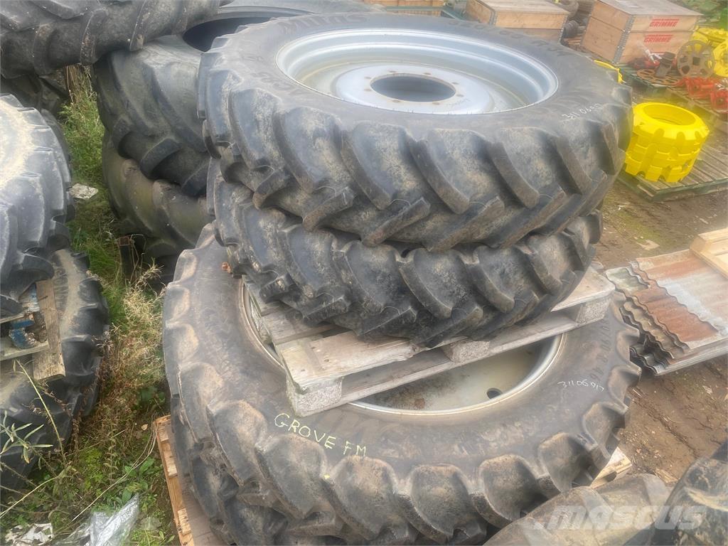  ROW CROP Tyres, wheels and rims