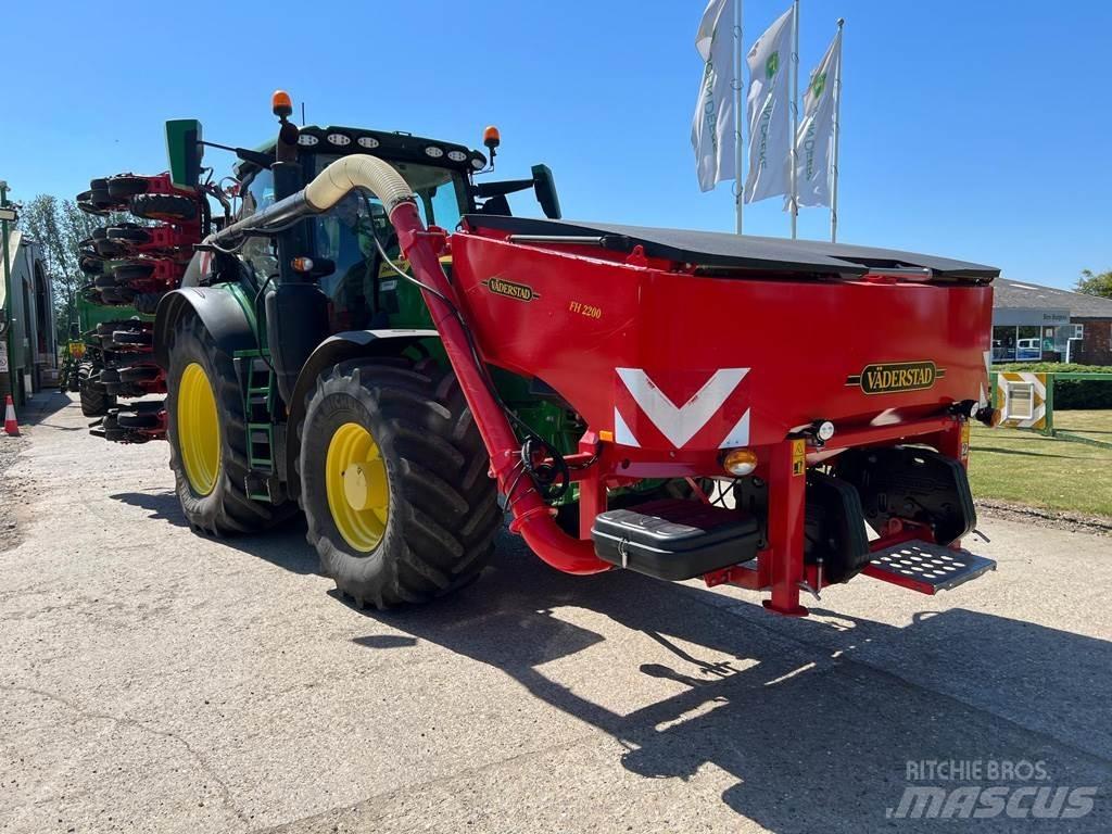 Väderstad TPV12 Drills