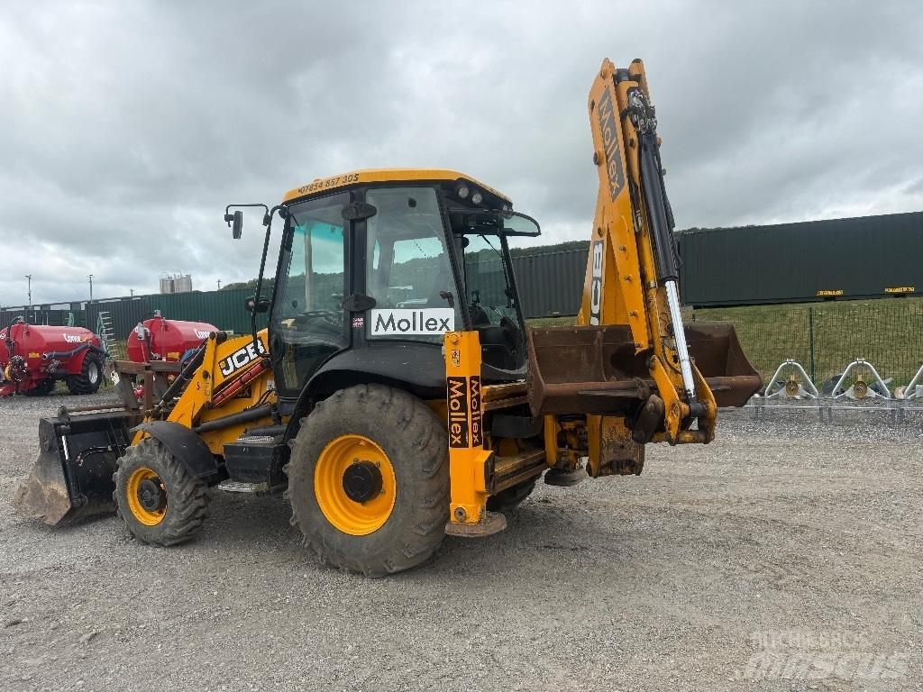 JCB 3 CX Backhoe loaders