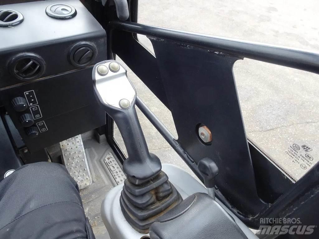 JCB 403 Wheel loaders