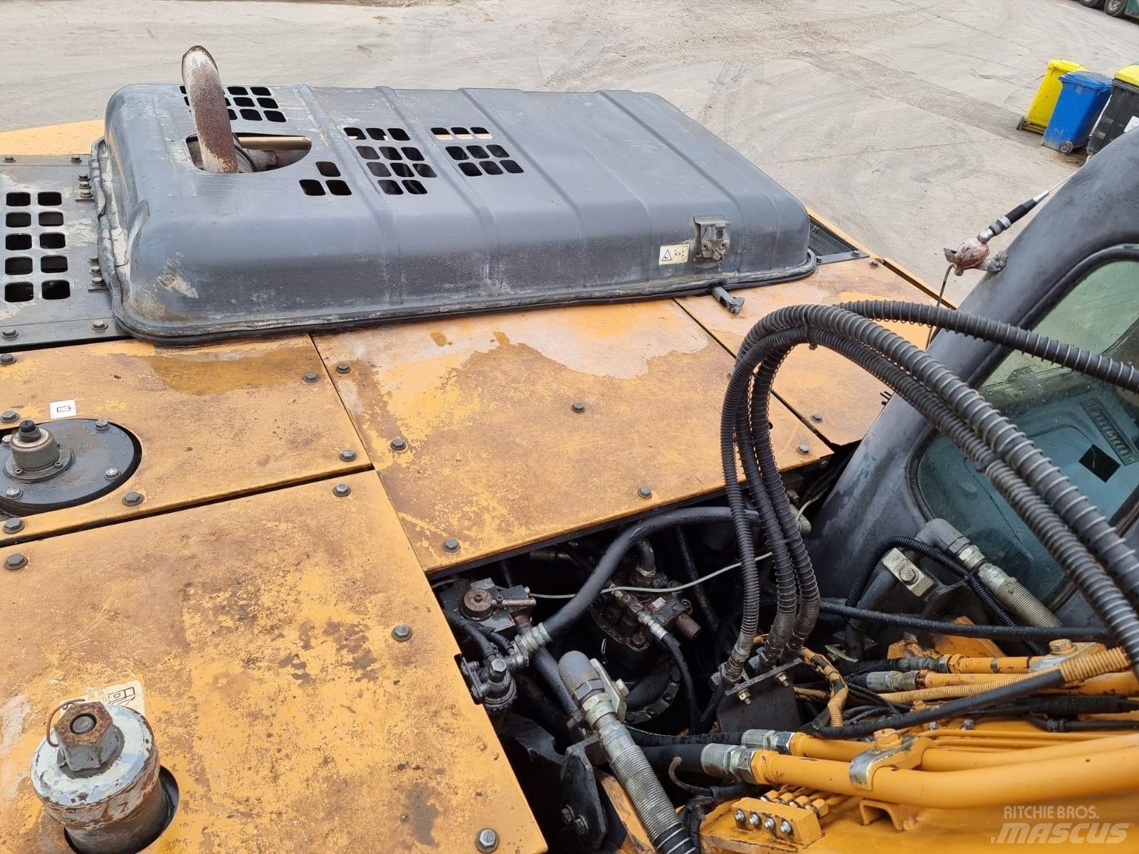 CASE CX 210 LC Crawler excavators