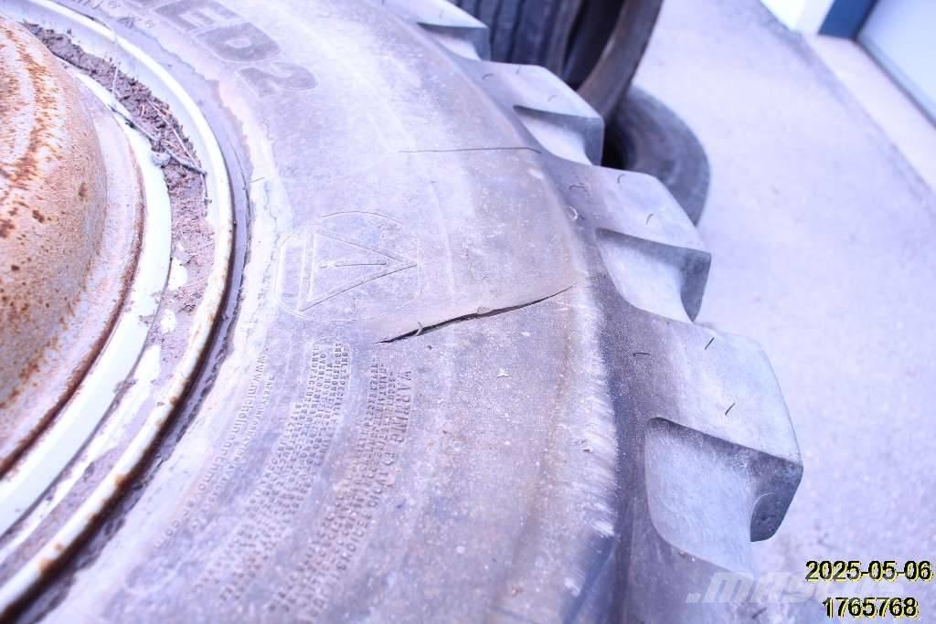 Michelin XMINED2 Tyres, wheels and rims