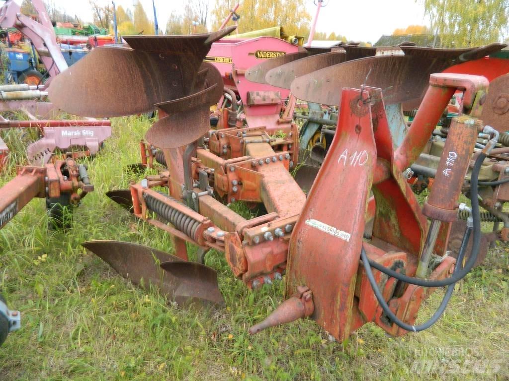 Fraugde 3 Reversible ploughs